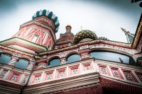 Roter Platz, Basilius Kathedrale, Moskau, stilisierte Farben, dramatisch